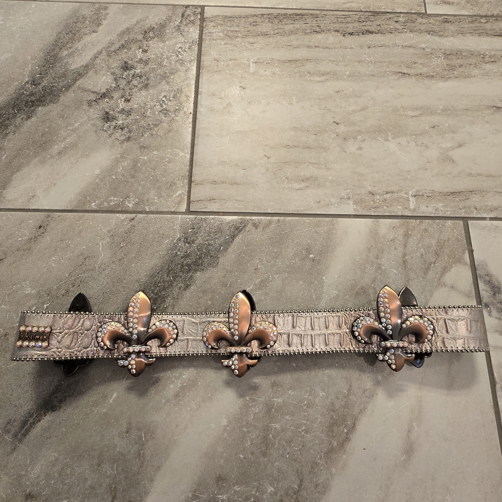 B.B. Simon Cream and Silver With Rose Gold Fleur-de-Lis Belt